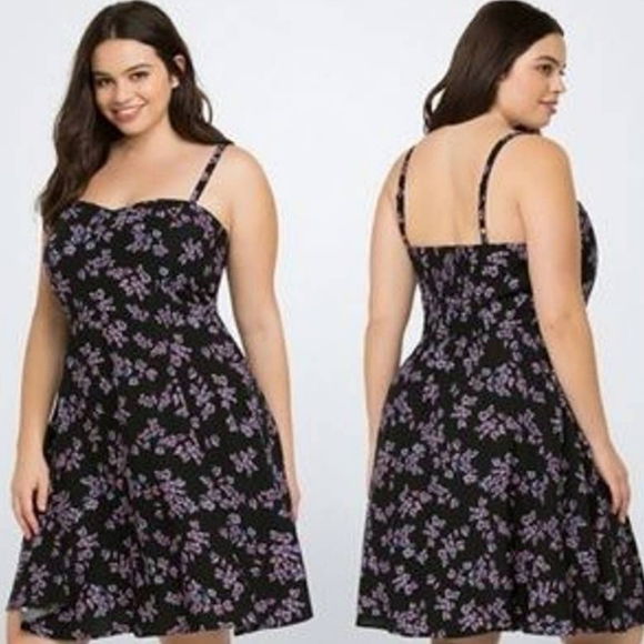 torrid Dresses & Skirts - Torrid floral dress size 1